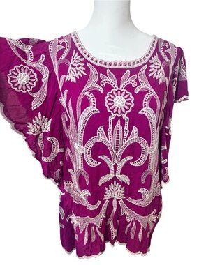 Solitaire Embroidered Boho Flutter Sleeve Top | Magenta Floral Cottagecore